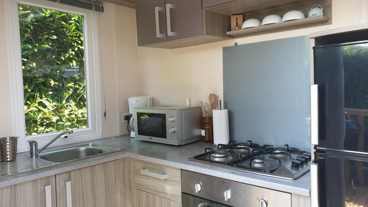 Mobil Home 6-8 Places Parcelle 4 Climatise Biville-sur-Mer Zewnętrze zdjęcie
